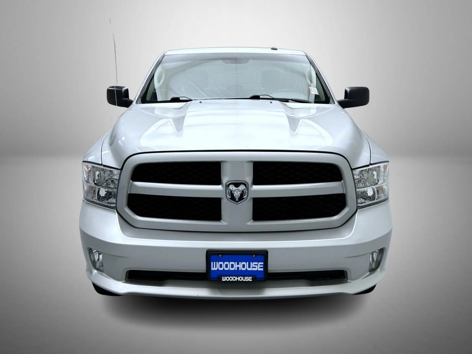 Used 2018 Silver Ram Express image 2