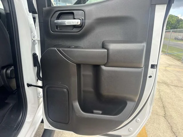 Used 2026 White Chevrolet Custom image 22