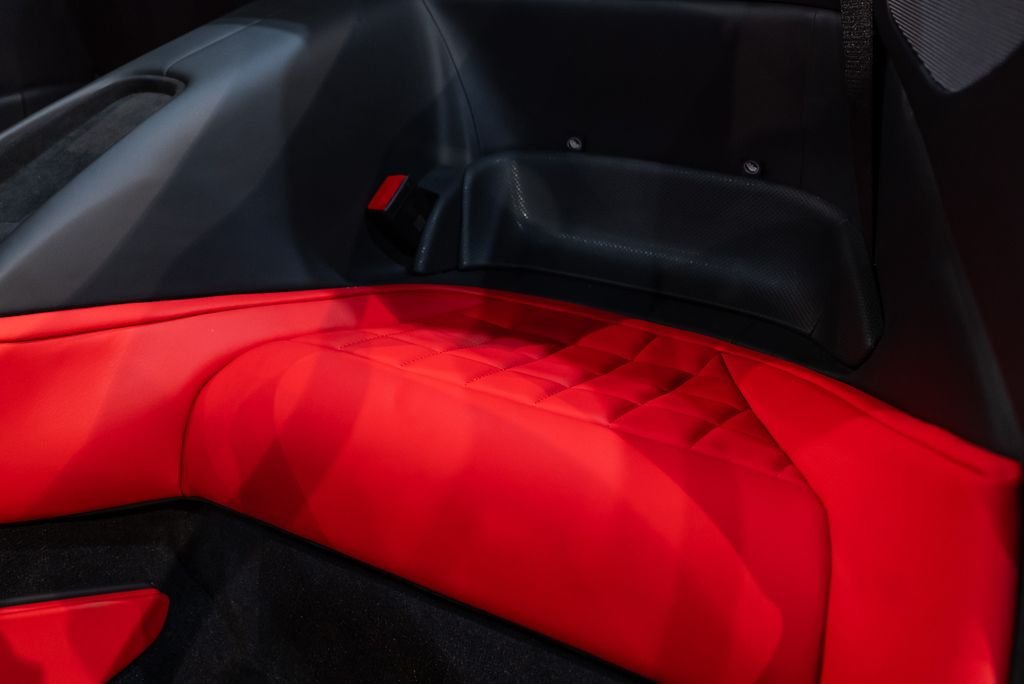 Certified Used 2024 Nero Ferrari Base image 42