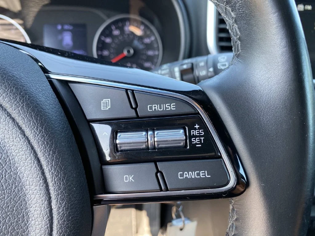 Used 2021 Blue Kia S image 18