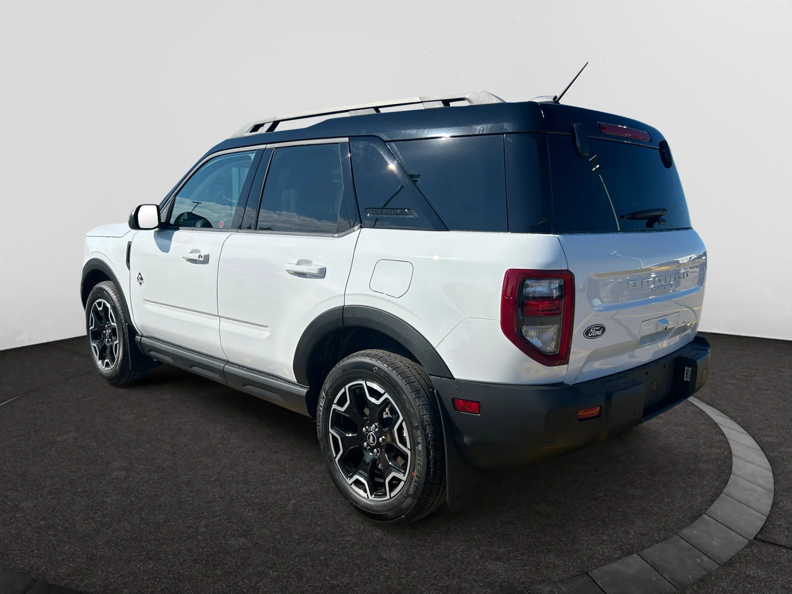 New 2026 Oxford White Ford Outer Banks image 3