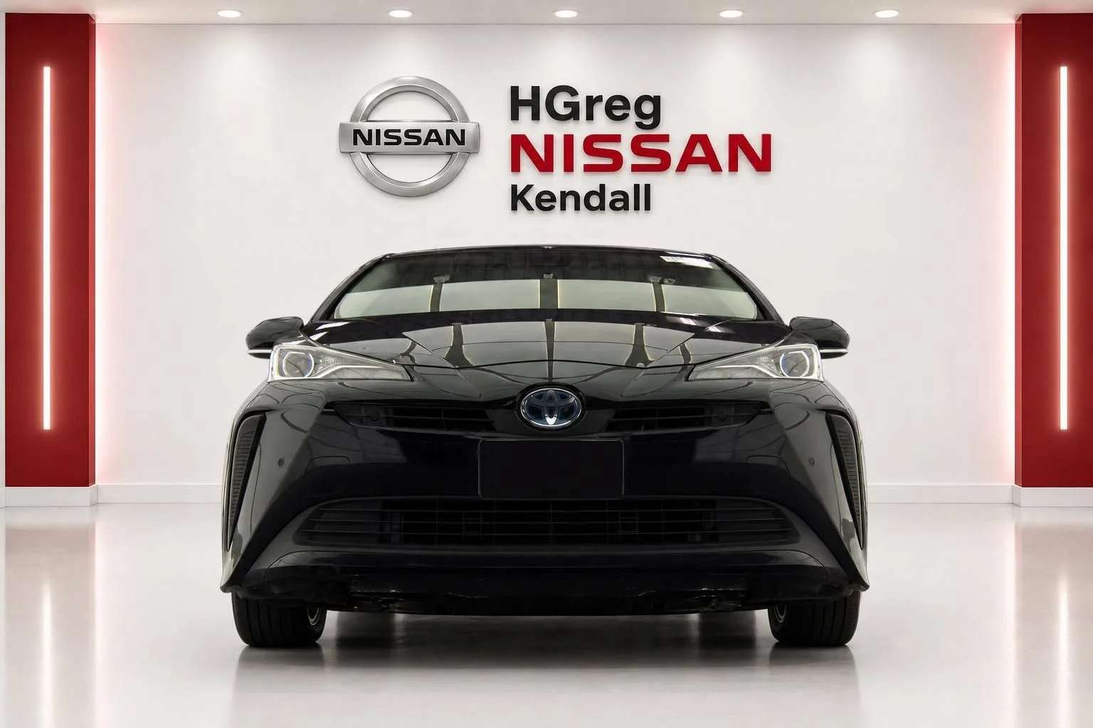 Used 2021 Black Toyota LE image 5