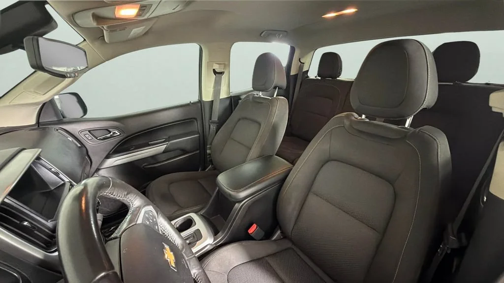 Used 2018 BLACK Chevrolet 2WD LT image 18