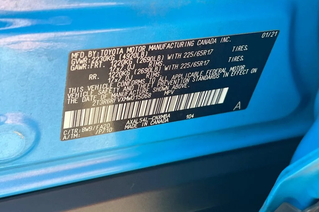 Certified Used 2021 Blue Toyota XLE image 31