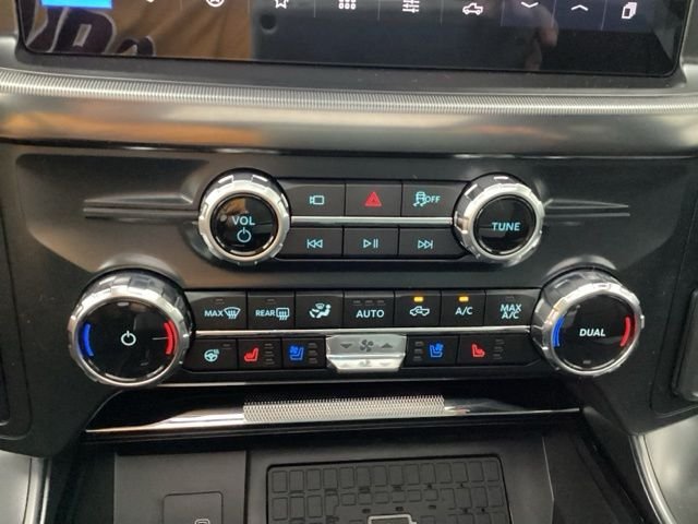 New 2026 Agate Black Metallic Ford Lariat® image 34