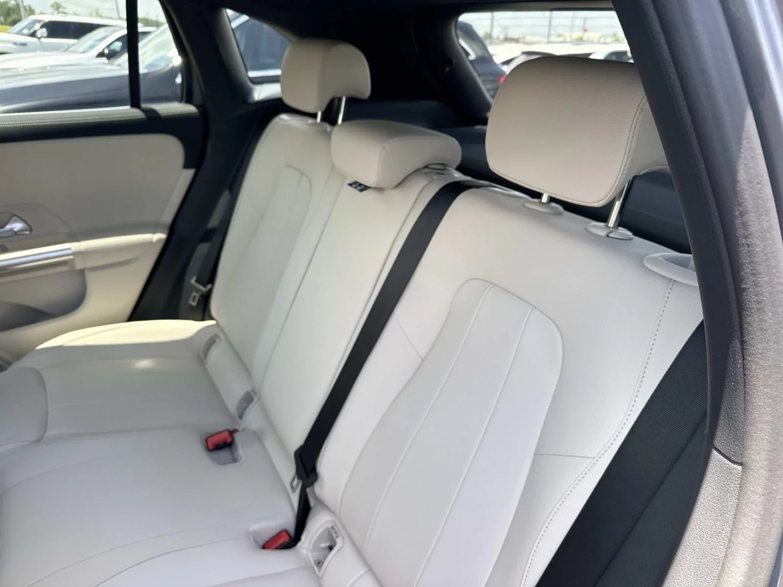 New 2026 Gray Mercedes-Benz GLA 250 image 7