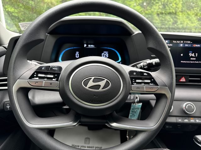 2026 Hyundai Elantra SE - Photo 17