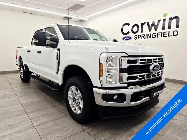New 2026 Oxford White Ford F-250® XLT image 6