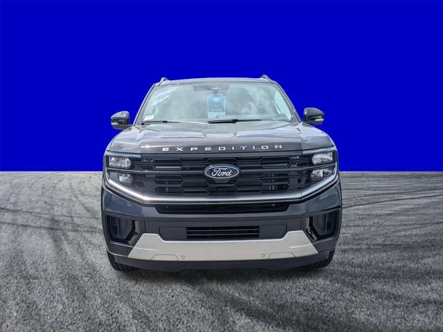 New 2026 Agate Black Metallic Ford Platinum® image 9
