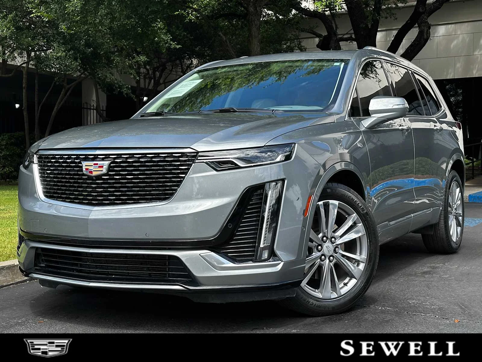 2023 Cadillac XT6 Premium Luxury Auto's photo