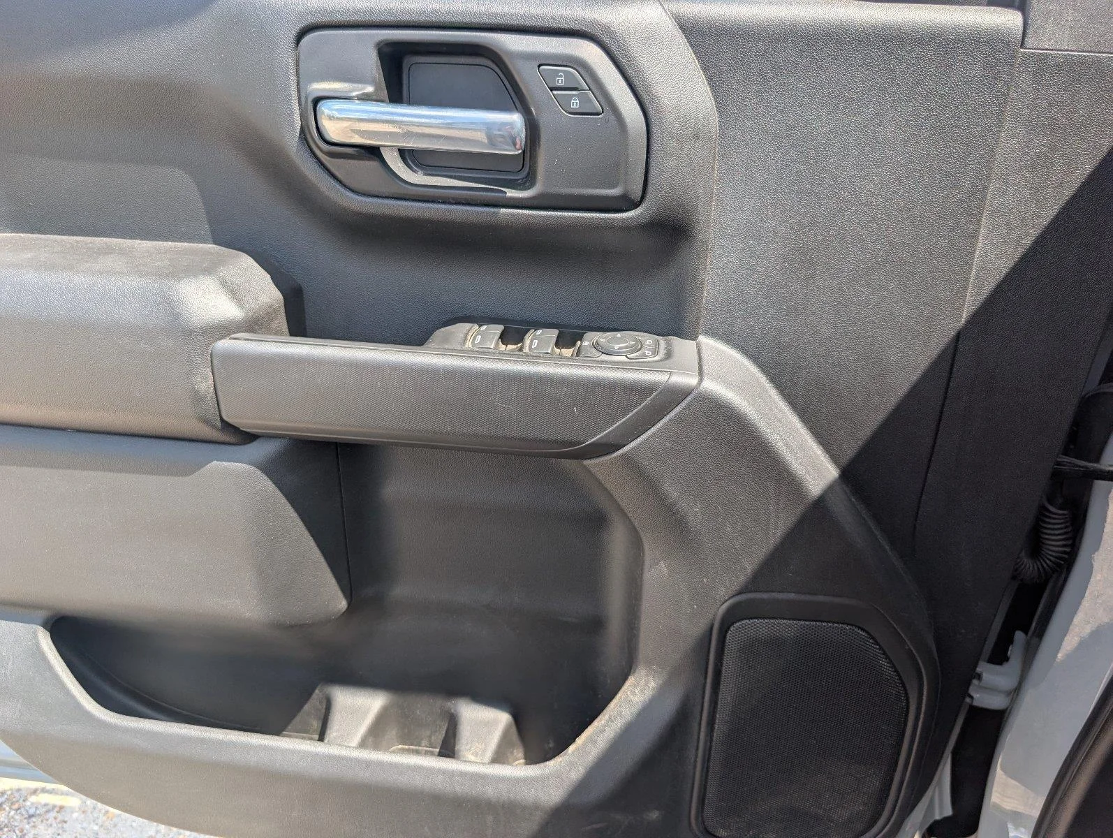 Used 2025 Slate Gray Metallic Chevrolet Custom Trail Boss image 19