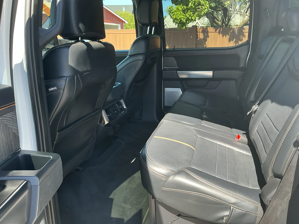 Used 2024 STAR WHITE Ford Platinum image 22