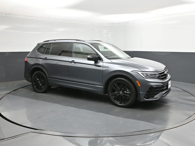 Used 2022 Gray Volkswagen 2.0T SE R-Line Black image 26