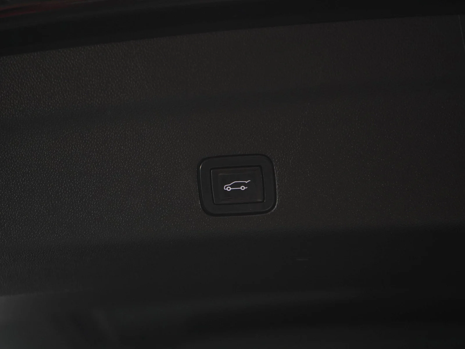 Used 2022 Black Chevrolet RST image 19