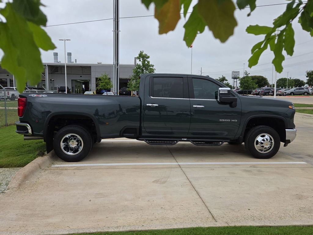 2026 Chevrolet Silverado 3500HD LTZ - Photo 9