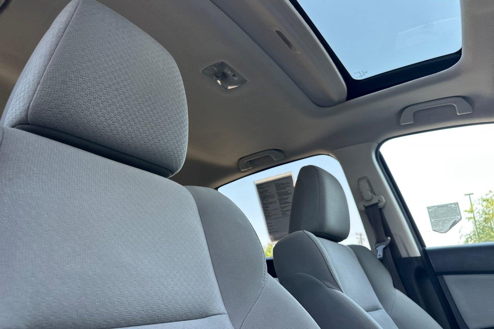 Used 2015  Honda EX image 16