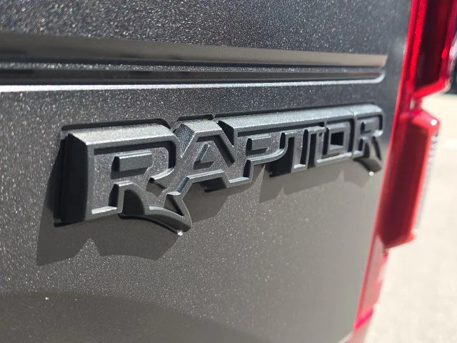 Used 2018 Red Ford Raptor image 9