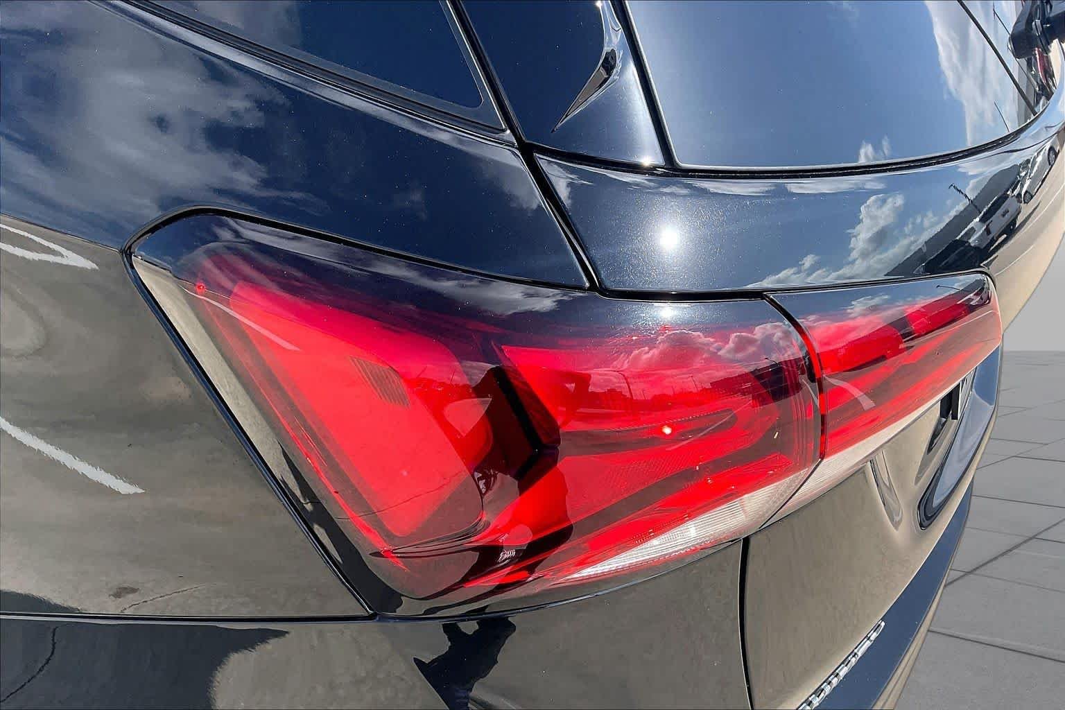 Used 2022 Mosaic Black Metallic Chevrolet LT image 27