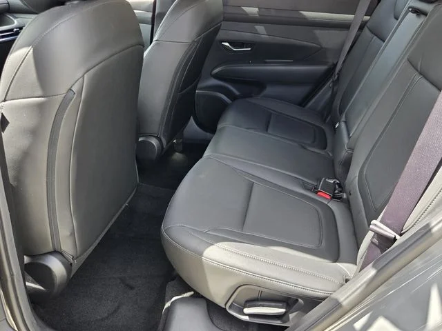 Used 2025 Gray Hyundai SEL Convenience image 11