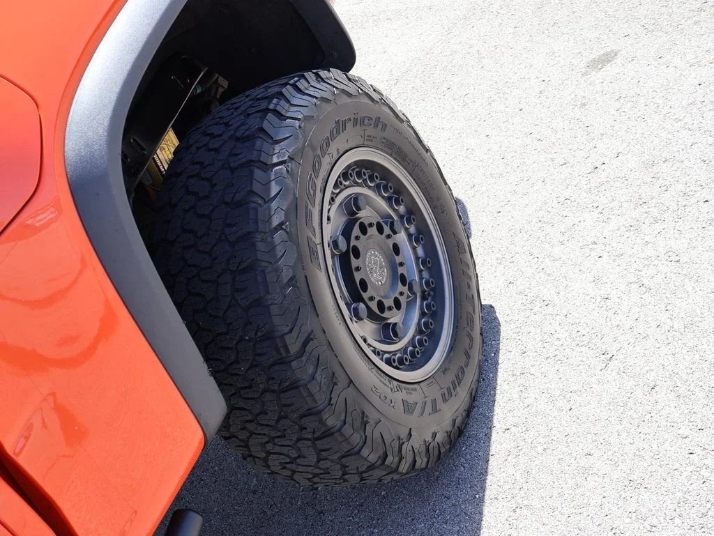 Used 2021 Orange Chevrolet ZR2 image 39