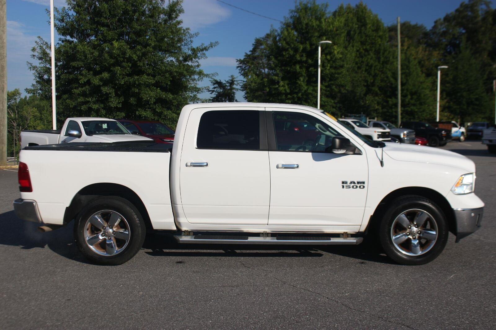 Used 2016  Ram Big Horn image 8