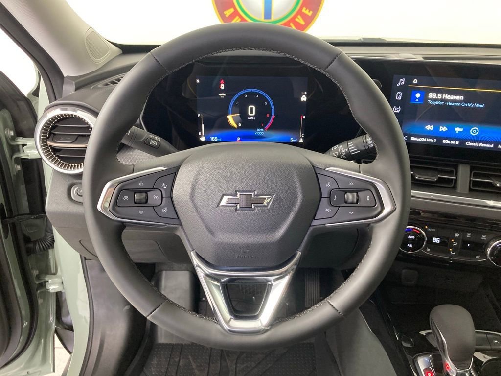 New 2026 Cacti Green Chevrolet ACTIV image 7