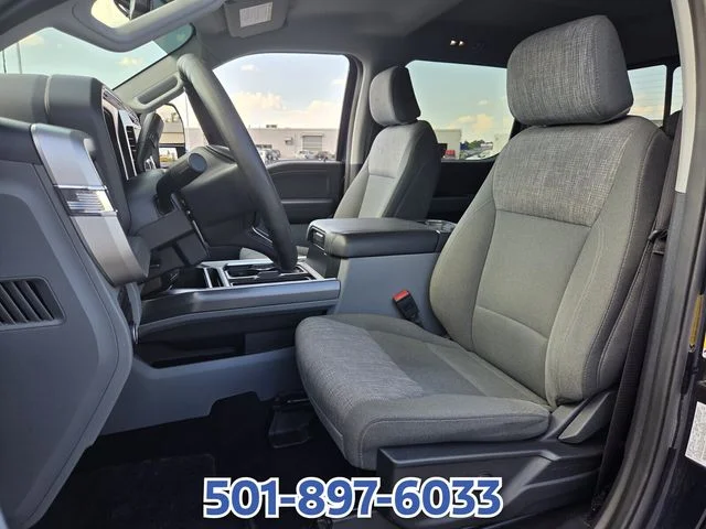Used 2024 Blue Ford XLT image 9