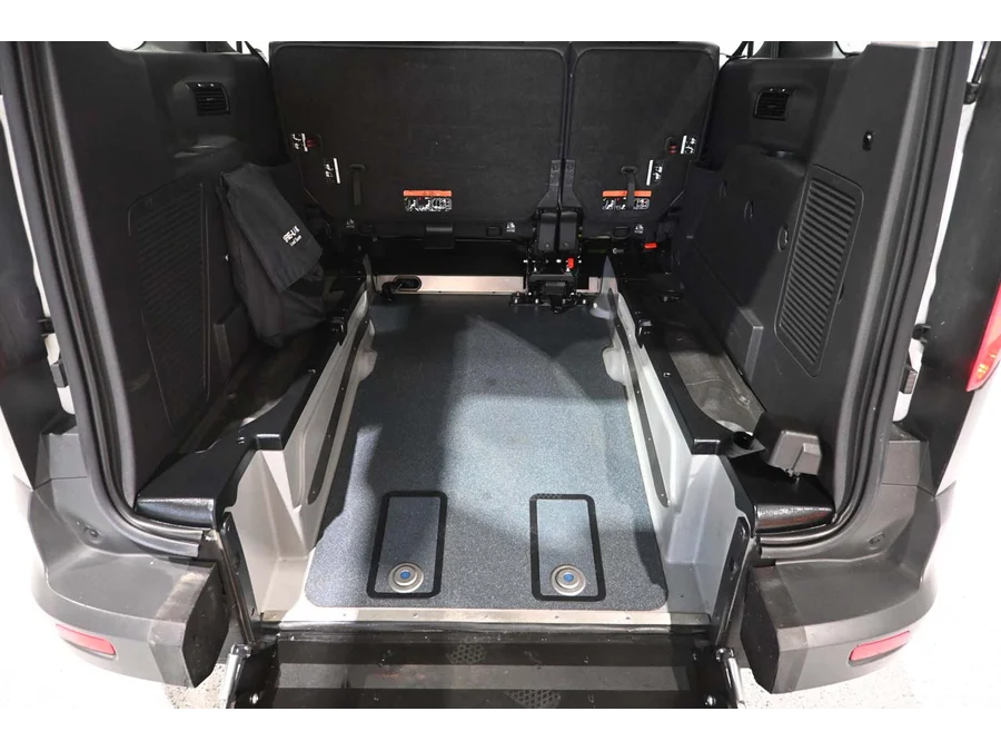 Used 2016 WHITE Ford XL Mobility Handicap Van image 20