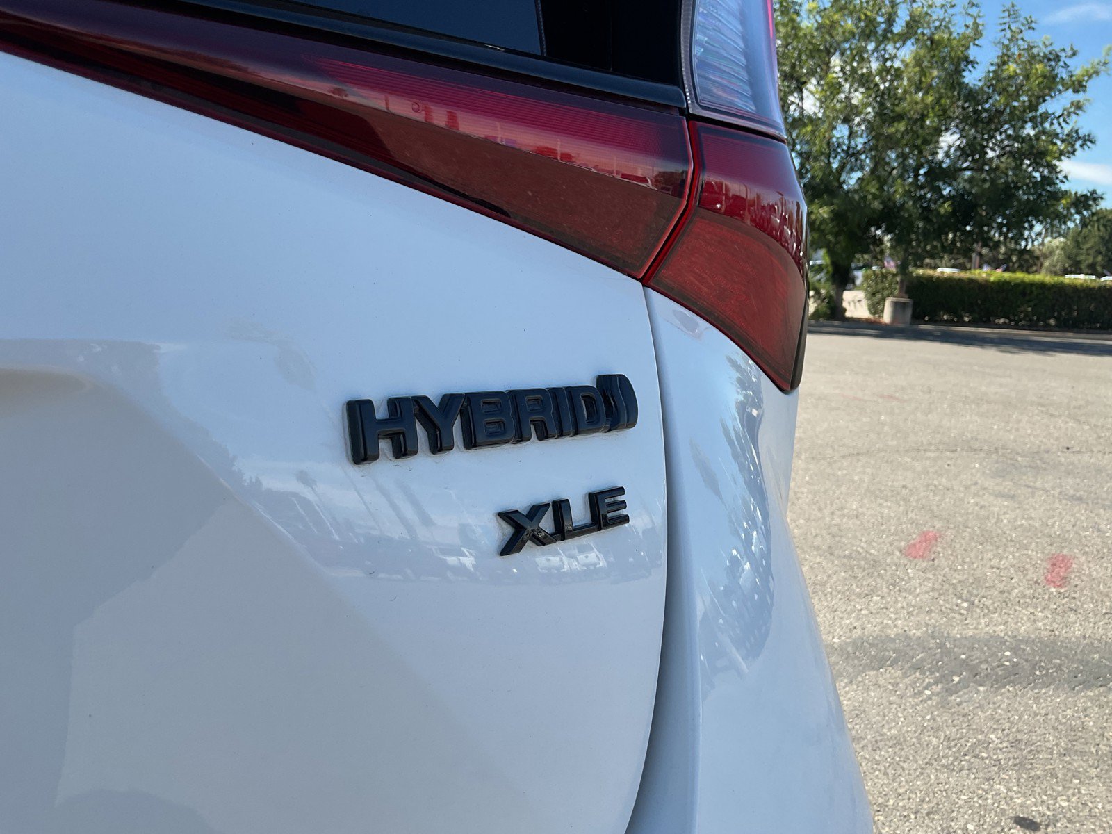 Used 2022 White Toyota Nightshade image 10