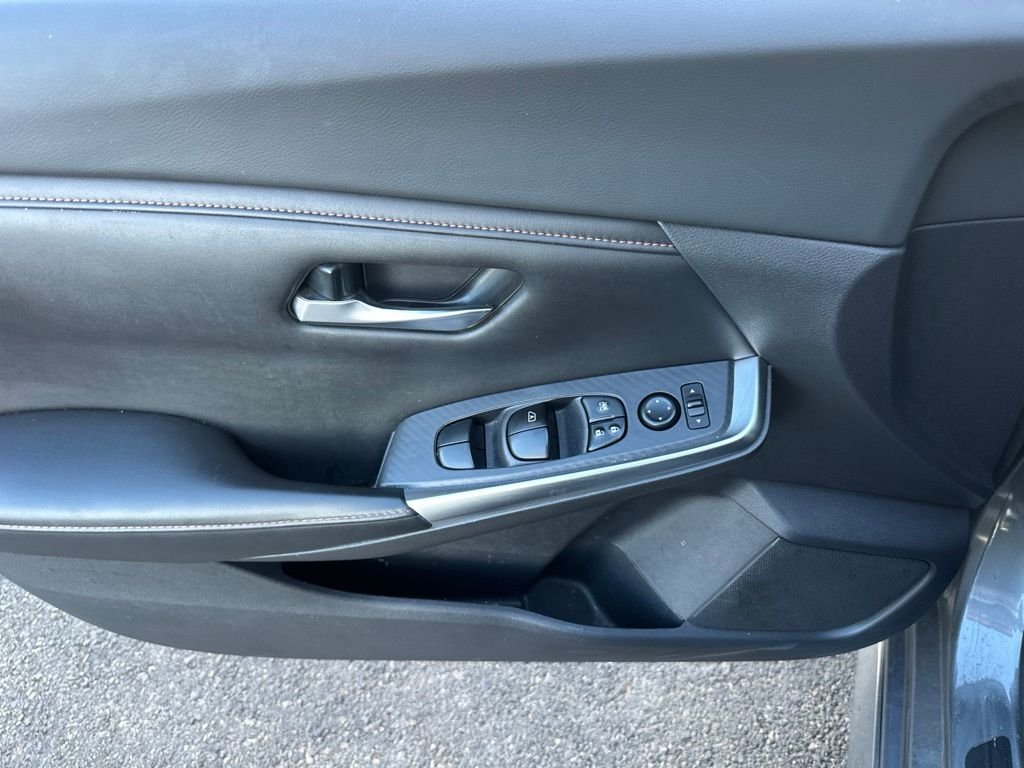 Used 2021 Gray Nissan SR image 23