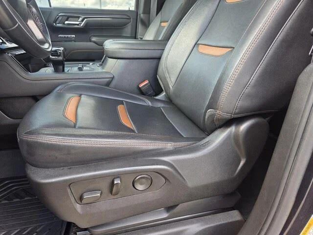 Used 2022 Titanium Rush Metallic GMC AT4 image 12