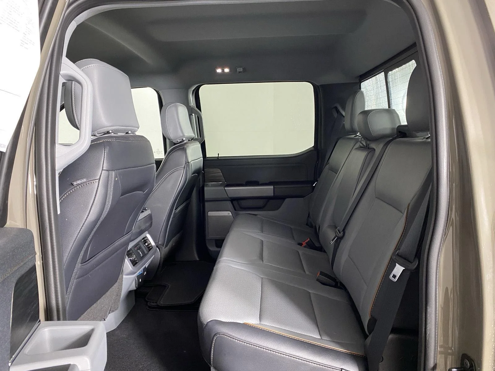 Used 2025 Gray Ford LARIAT image 10