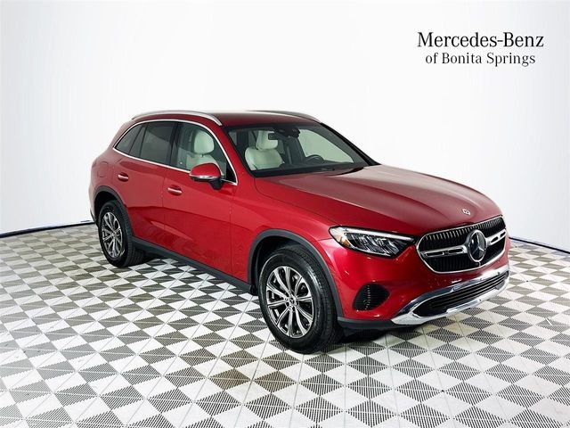 2024 Mercedes-Benz GLC GLC 300's photo