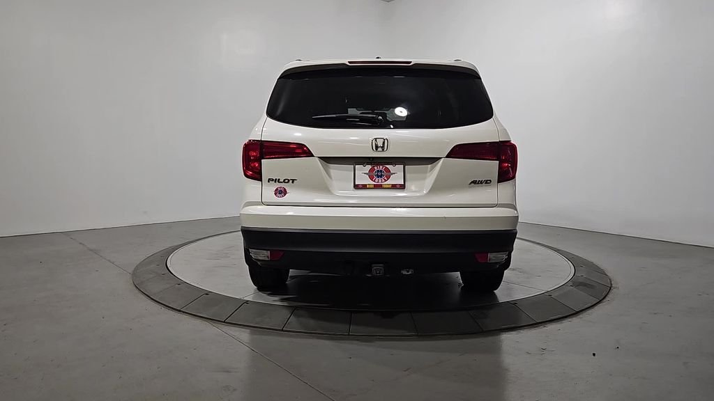 Used 2017 White Honda EX-L image 4