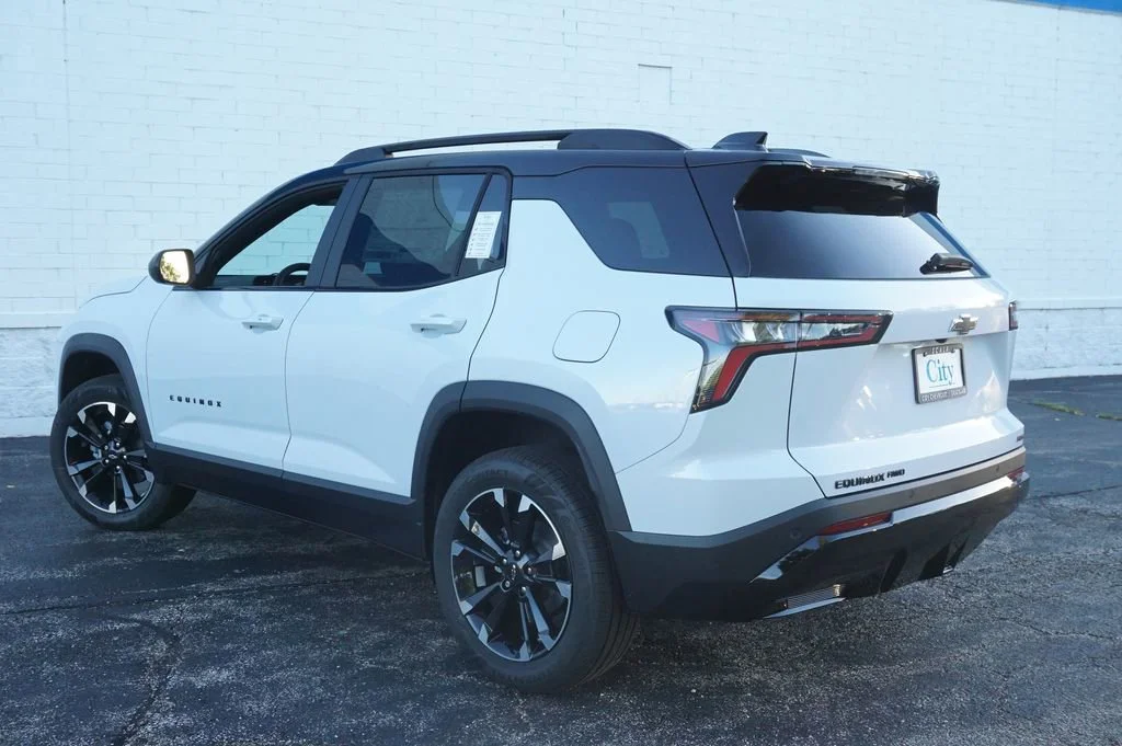 2026 Chevrolet Equinox RS - Photo 8
