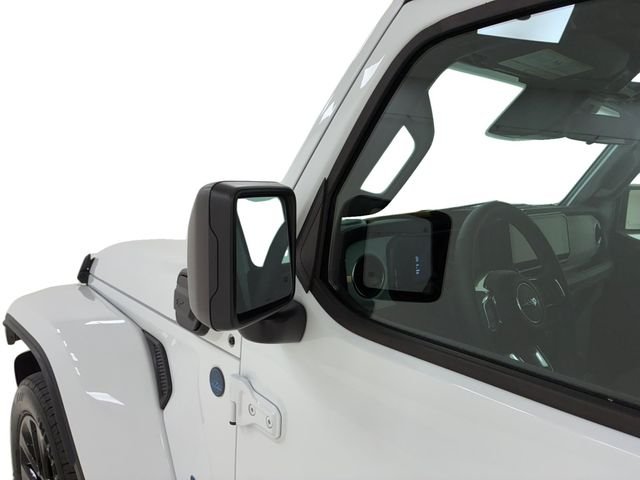 Used 2025 White Jeep Sahara 4xe image 10