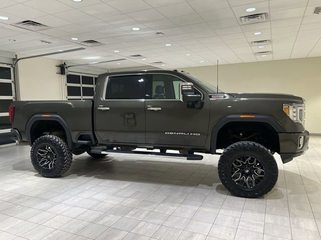 Used 2023 Forest Metallic GMC Denali image 6