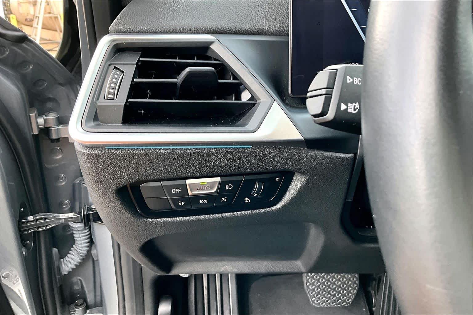 Used 2024 Skyscraper Grey Metallic BMW 330i image 32