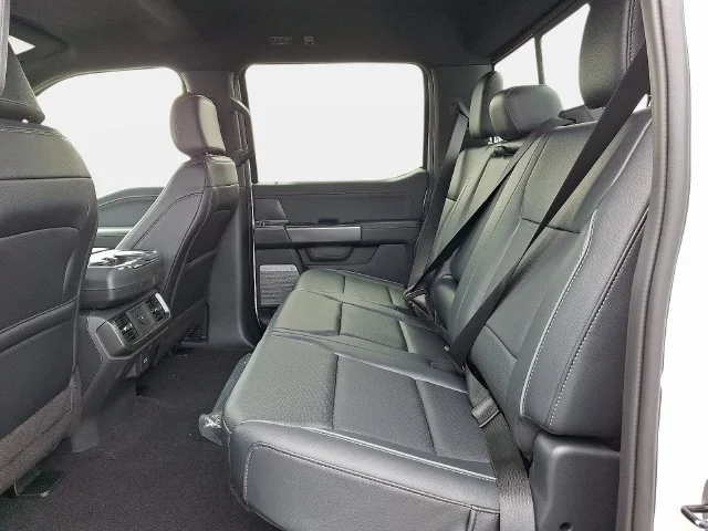 New 2026 Oxford White Ford Lariat image 7