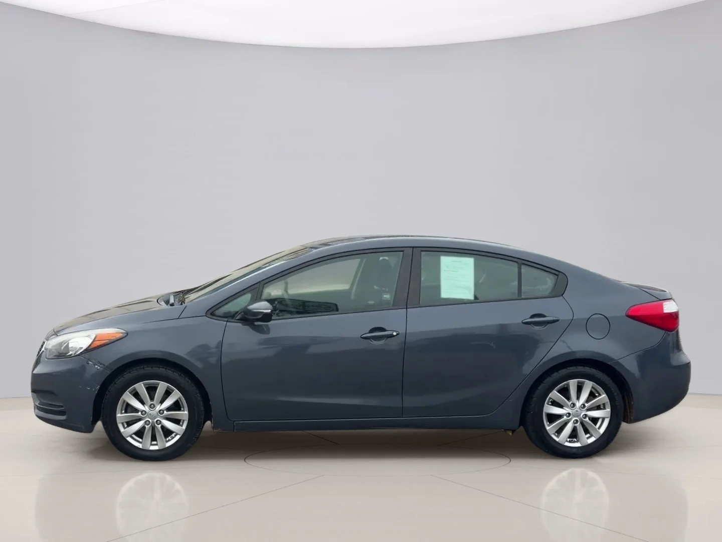 Used 2016 Blue Kia EX image 2