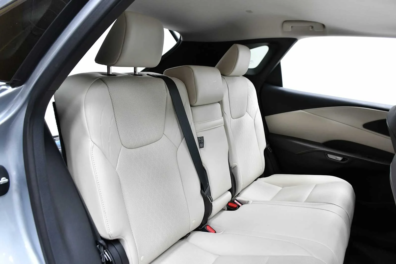 Used 2025 Iridium Lexus Premium Plus image 24