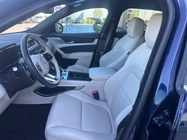 Used 2026 Blue Jaguar P250 R-Dynamic S image 9