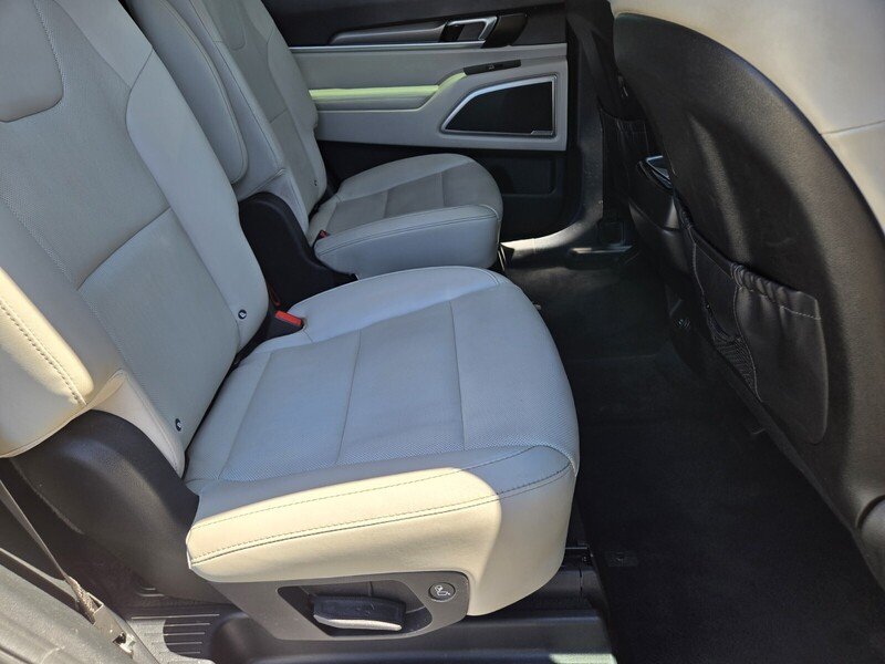 Used 2020 Snow White Pearl KIA S FWD image 14
