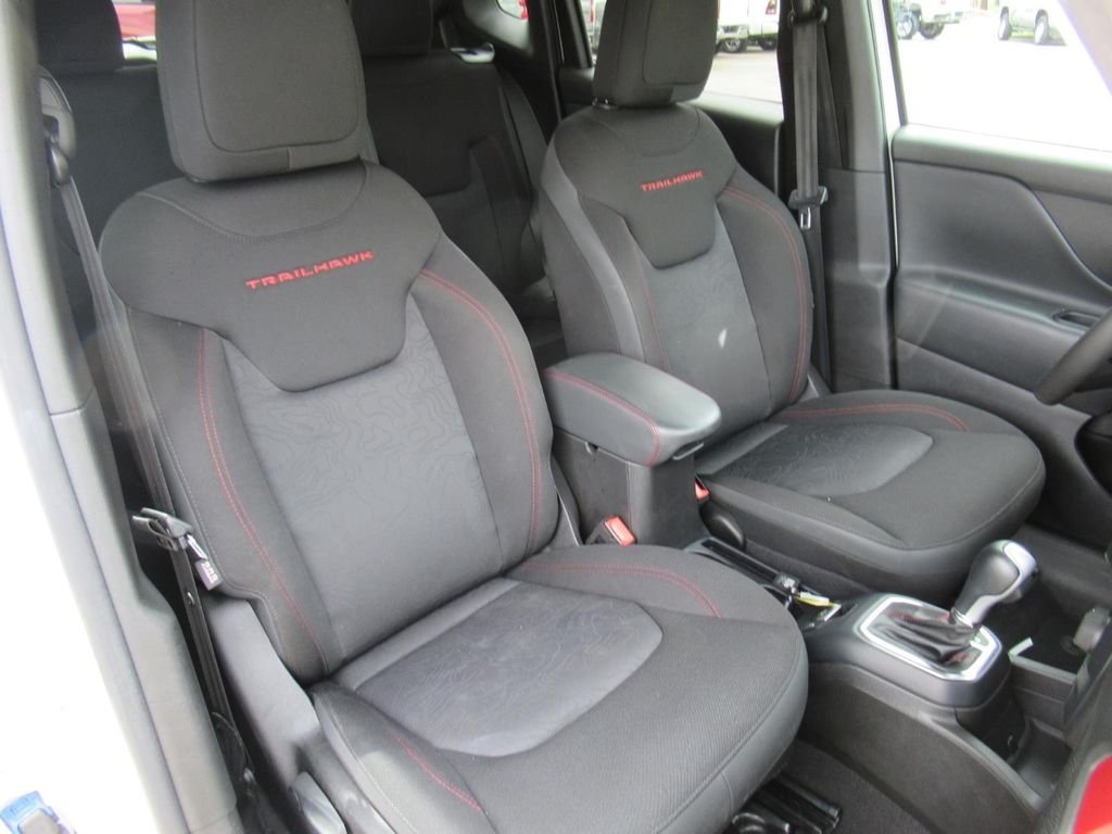 Certified Used 2023 White Jeep Trailhawk image 9