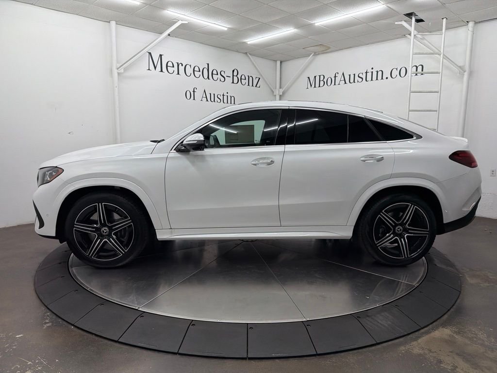 New 2027 MANUFAKTUR Moonlight White Metallic Mercedes-Benz GLE 450 Coupe image 4