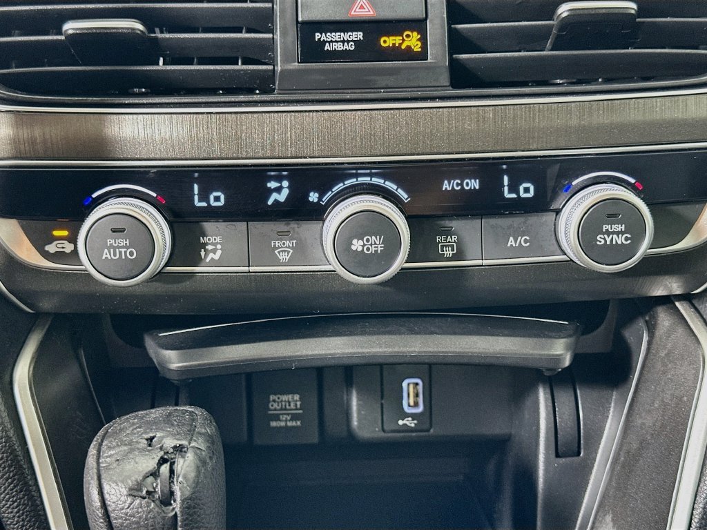 2019 Honda Accord LX - Photo 15