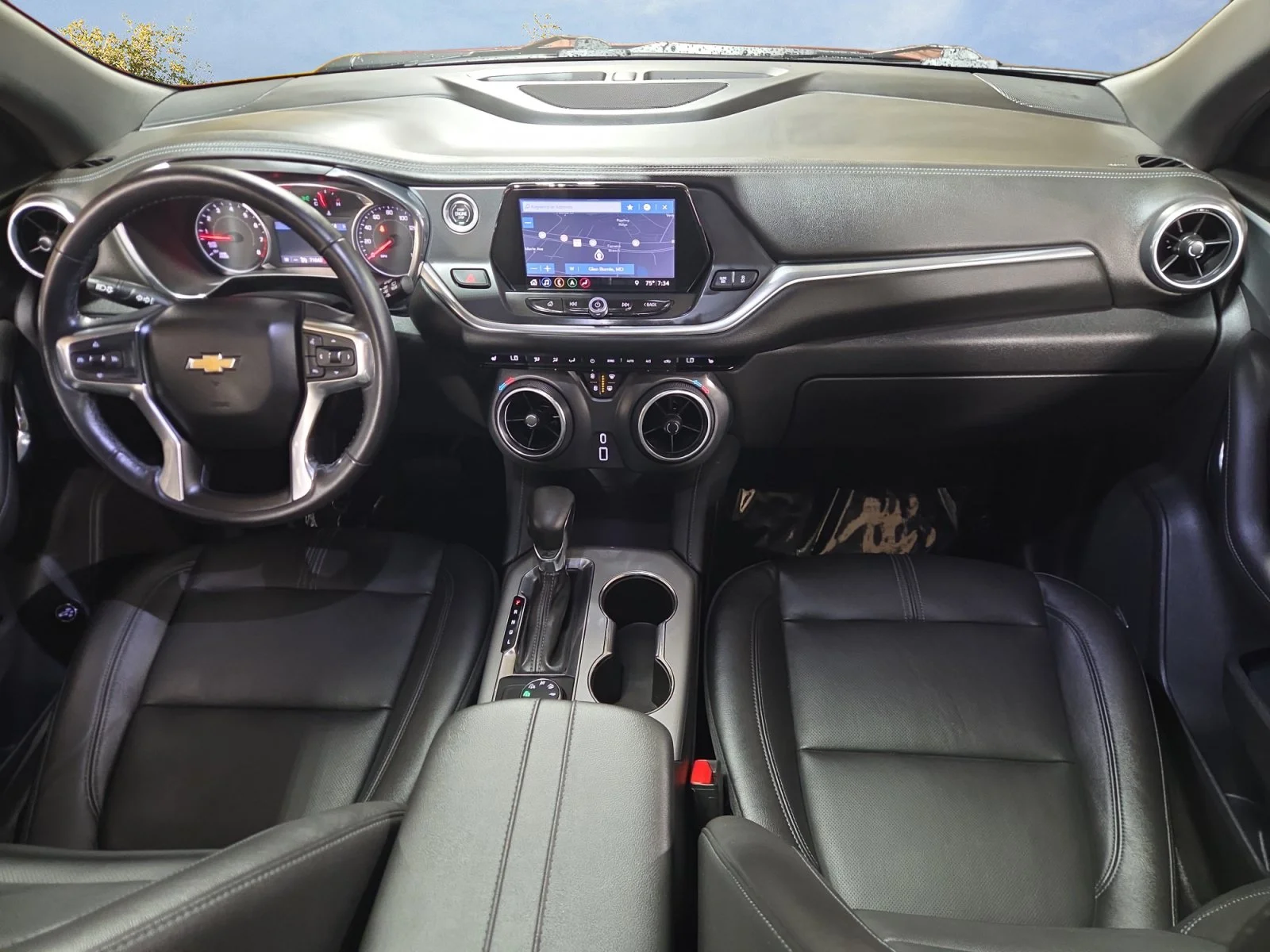 Used 2019 Red Chevrolet Base image 11