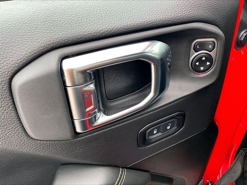 Used 2025 Firecracker Red Clearcoat Jeep Sahara image 37