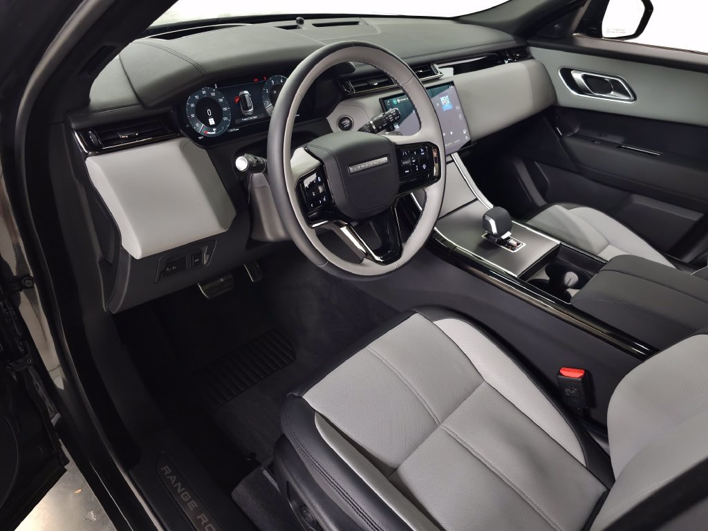 Certified Used 2026 Gray Land Rover Dynamic SE image 18