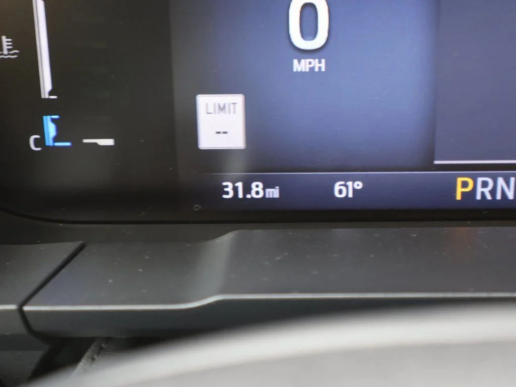 New 2026 Carbonized Gray Metallic Ford Tremor® image 31